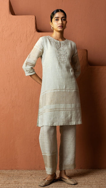 Pista Zari Linen with Embroidery and Handwork Set | Oregano