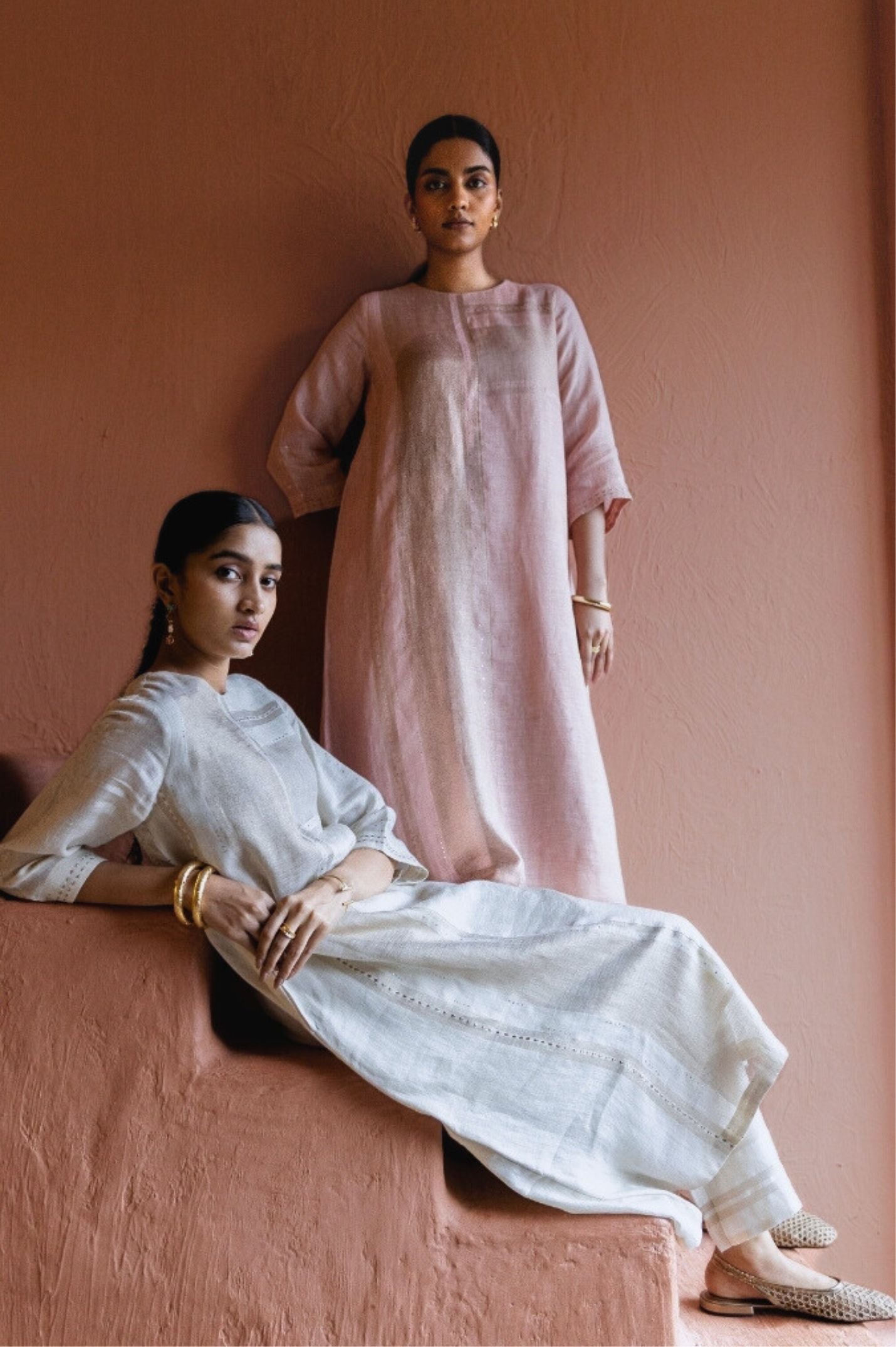 Pink Zari Linen Set with Badla