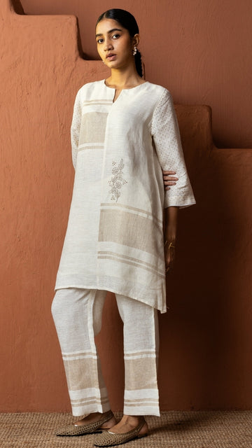 Offwhite Linen Zari Block Embroidered Set