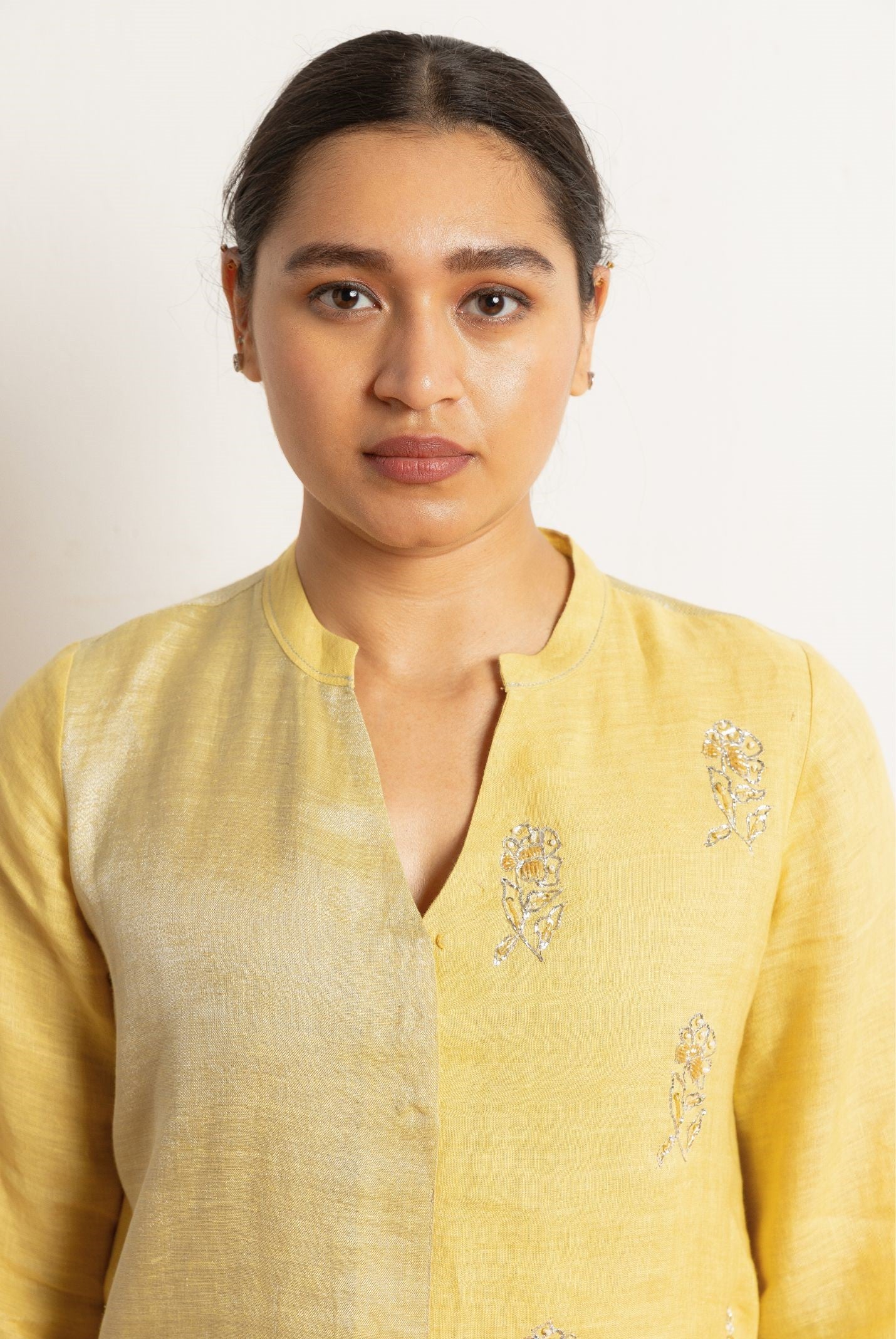 Hand Work Linen Zari Set | Oregano