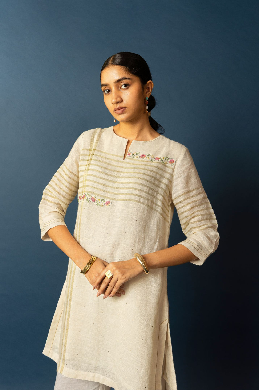 Off White Gold Zari Set