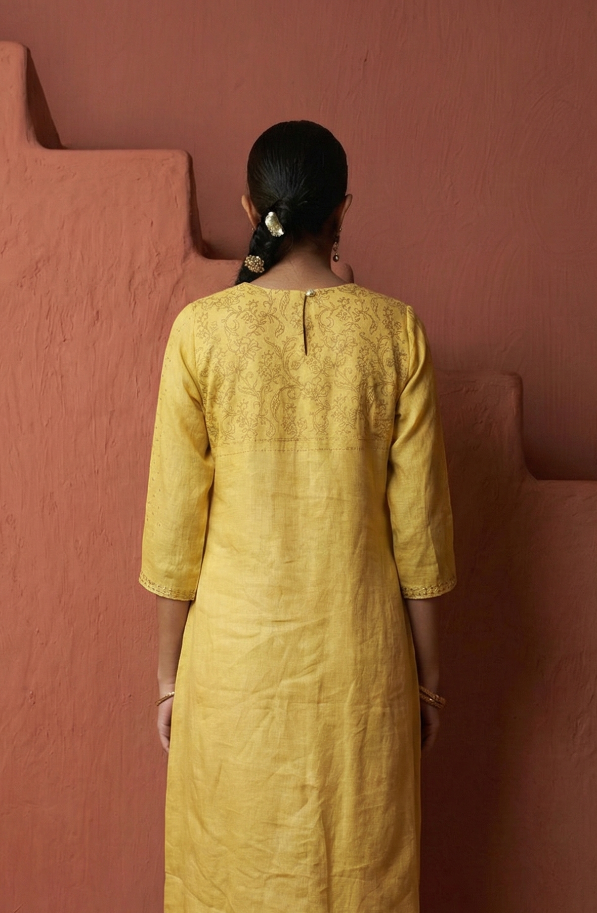 Pink Zari Linen Set with Badla