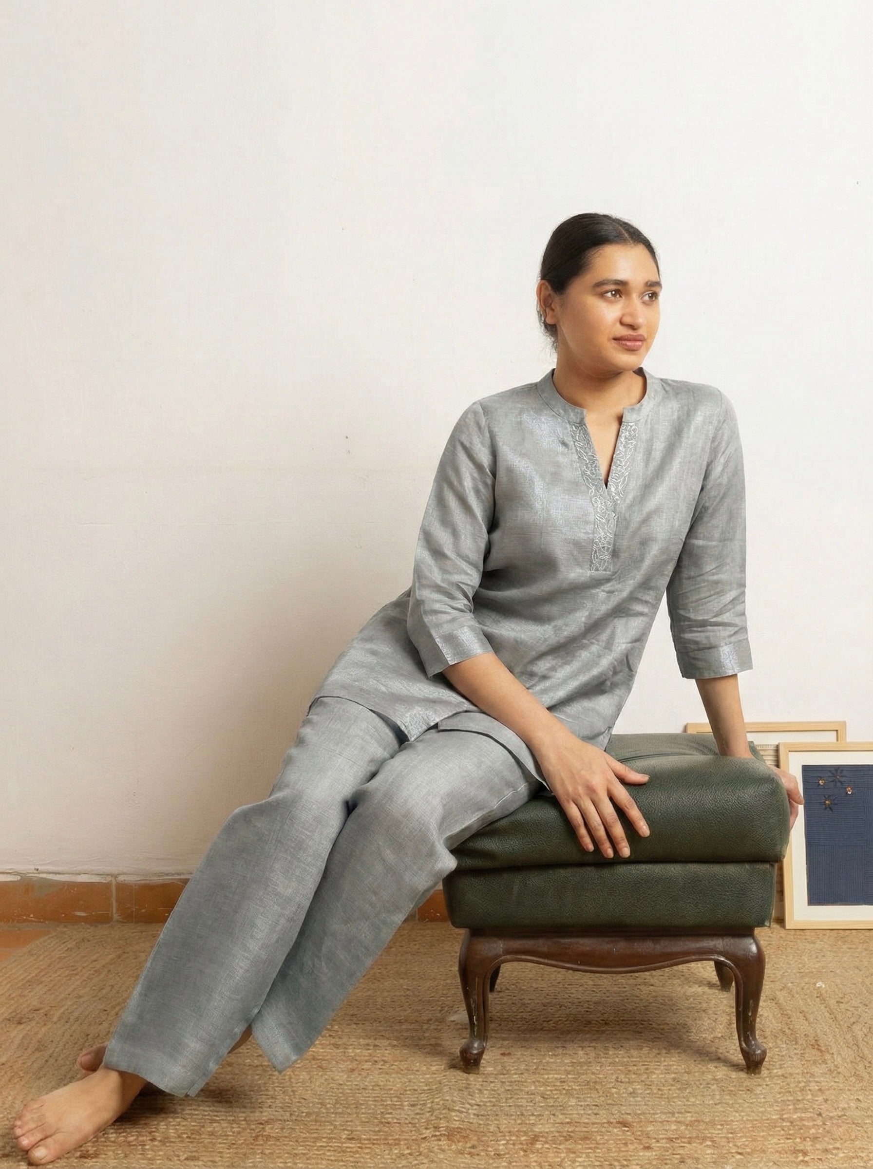 Sliver Zari Linen Set with Handwork