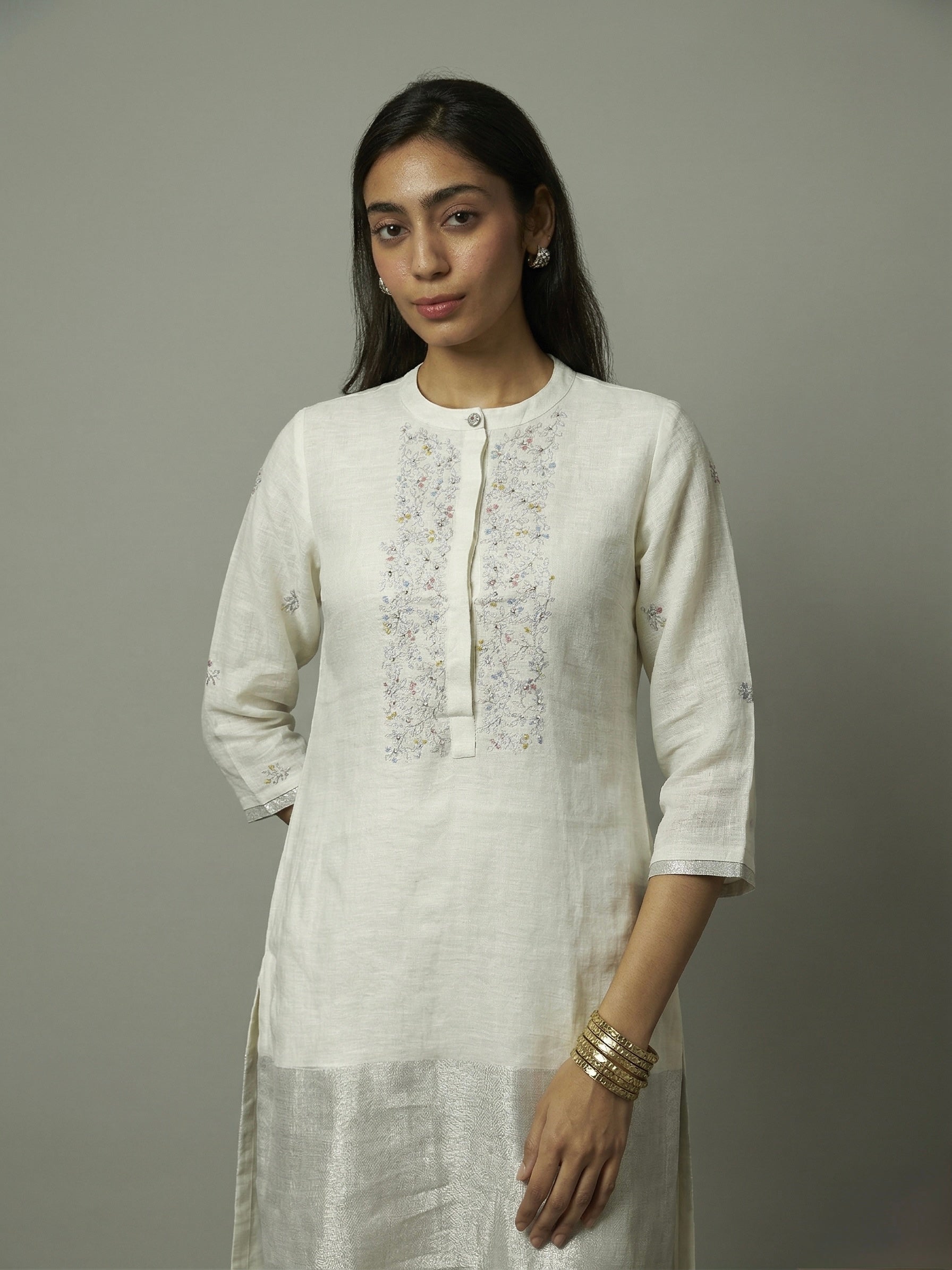 Zari embroidered yoke on Sliver Zari linen Kurta Set | Oregano