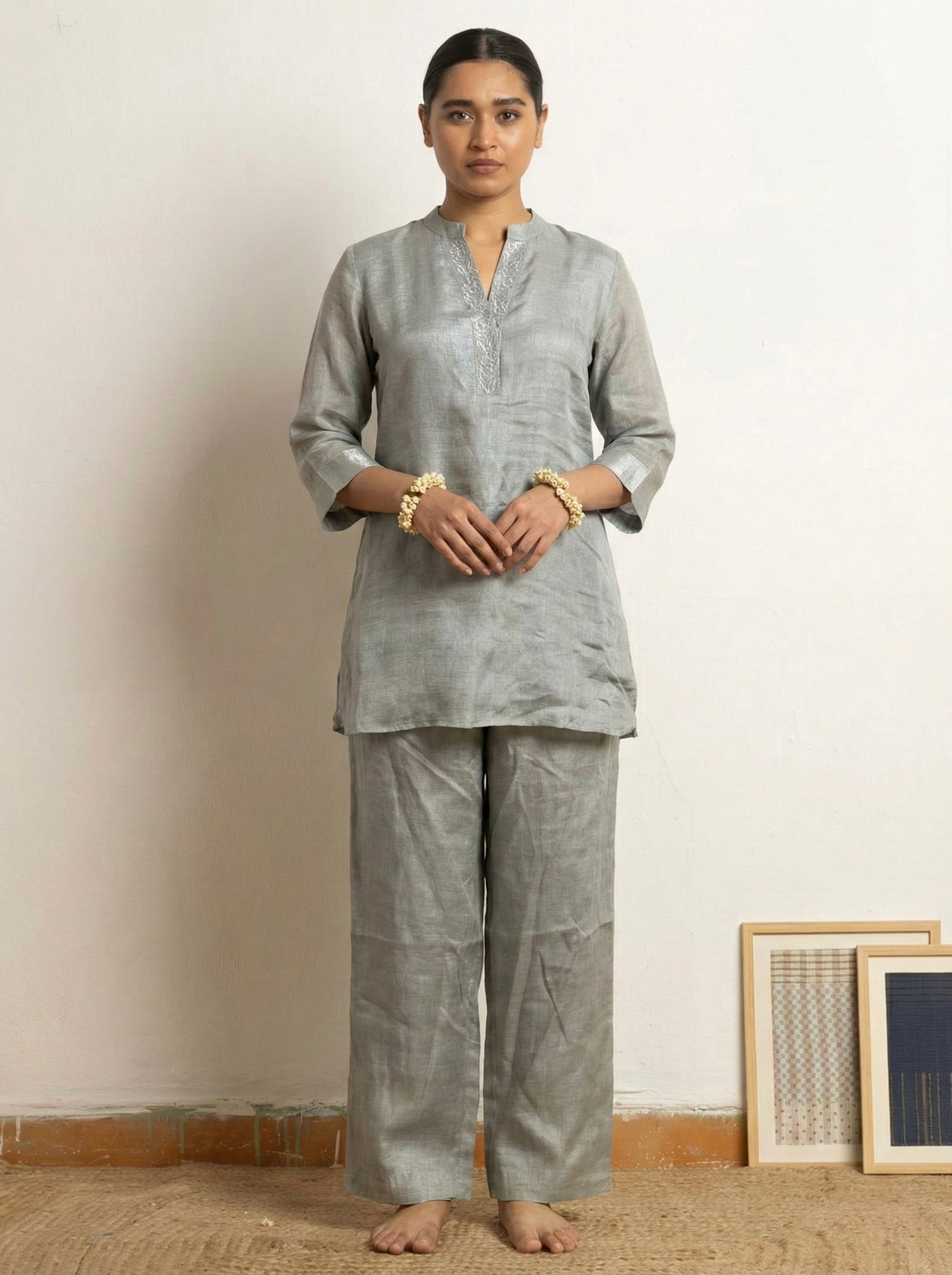 Sliver Zari Linen Set with Handwork