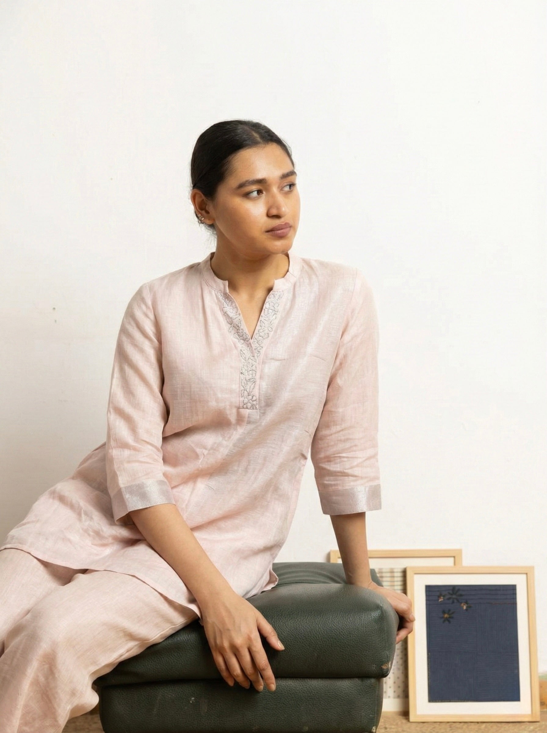 Sliver Zari Linen Set with Handwork