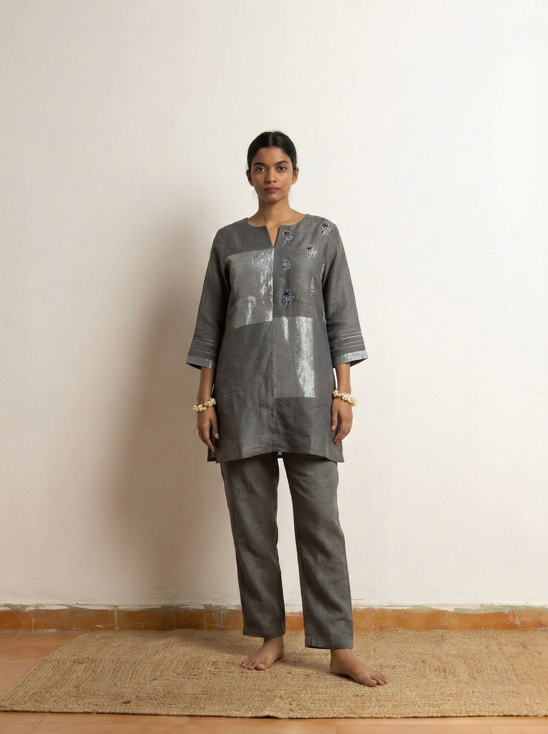 Charcoal Grey Zari Linen Set
