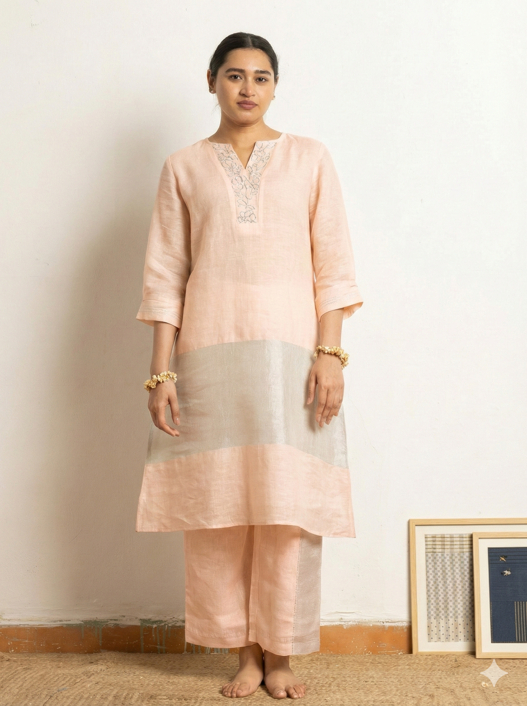 Off White Zari Kurta Set with Pita Handwork