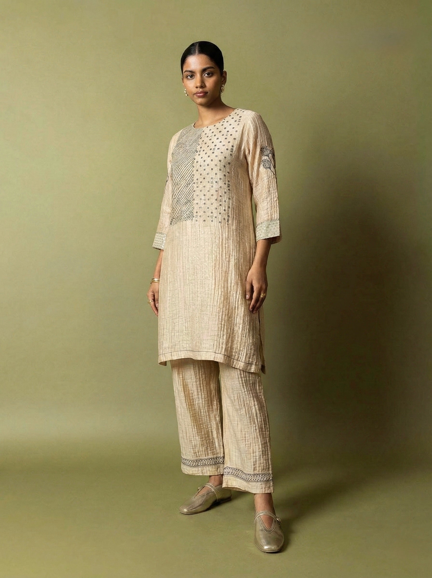 Grey Textured Silk Linen Set with Block