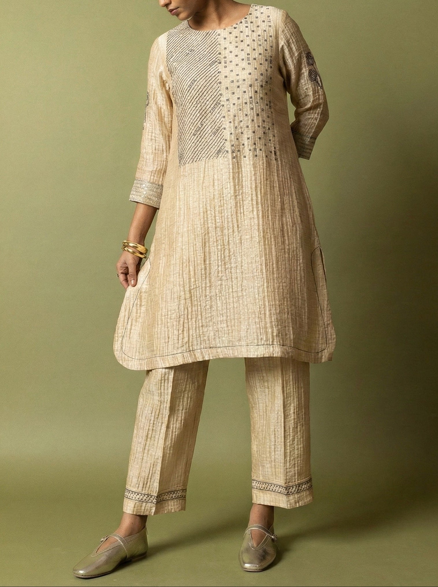 Beige Textured Silk Linen Set with Block
