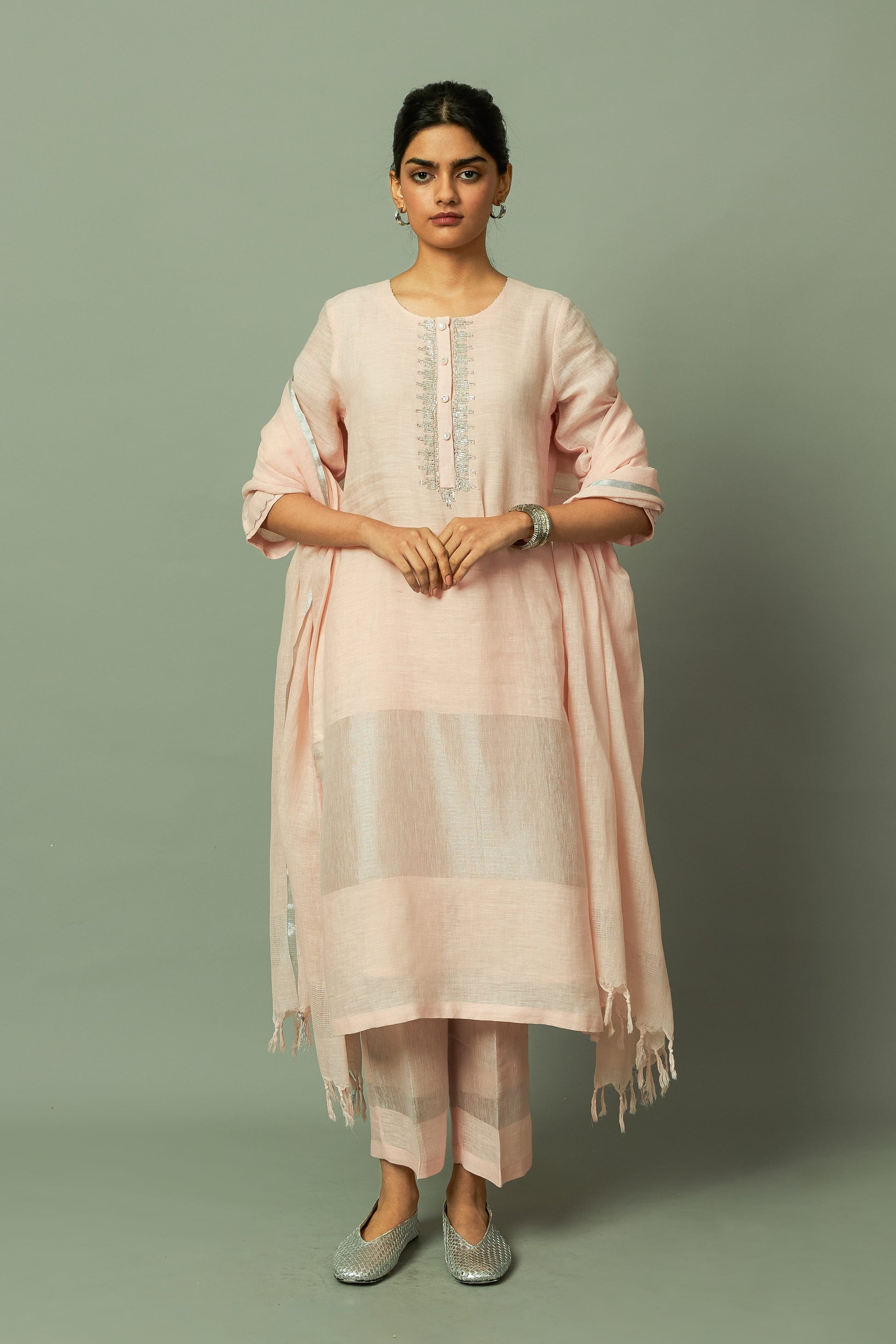 Baby Pink Khat Pita Work Sliver Zari Linen Kurta Set | Oregano