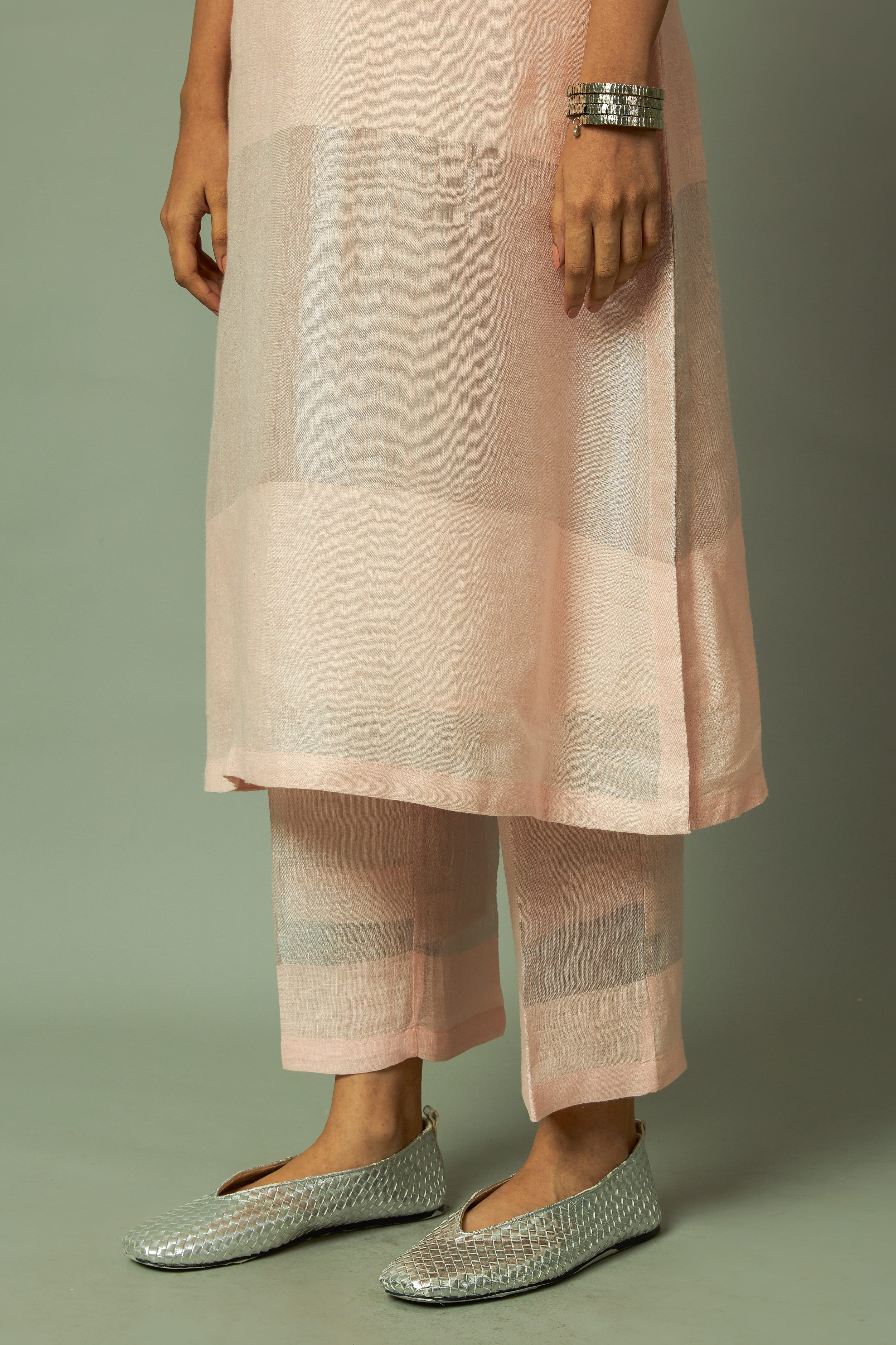 Khat Pita Work Sliver Zari Linen Kurta Set | Oregano