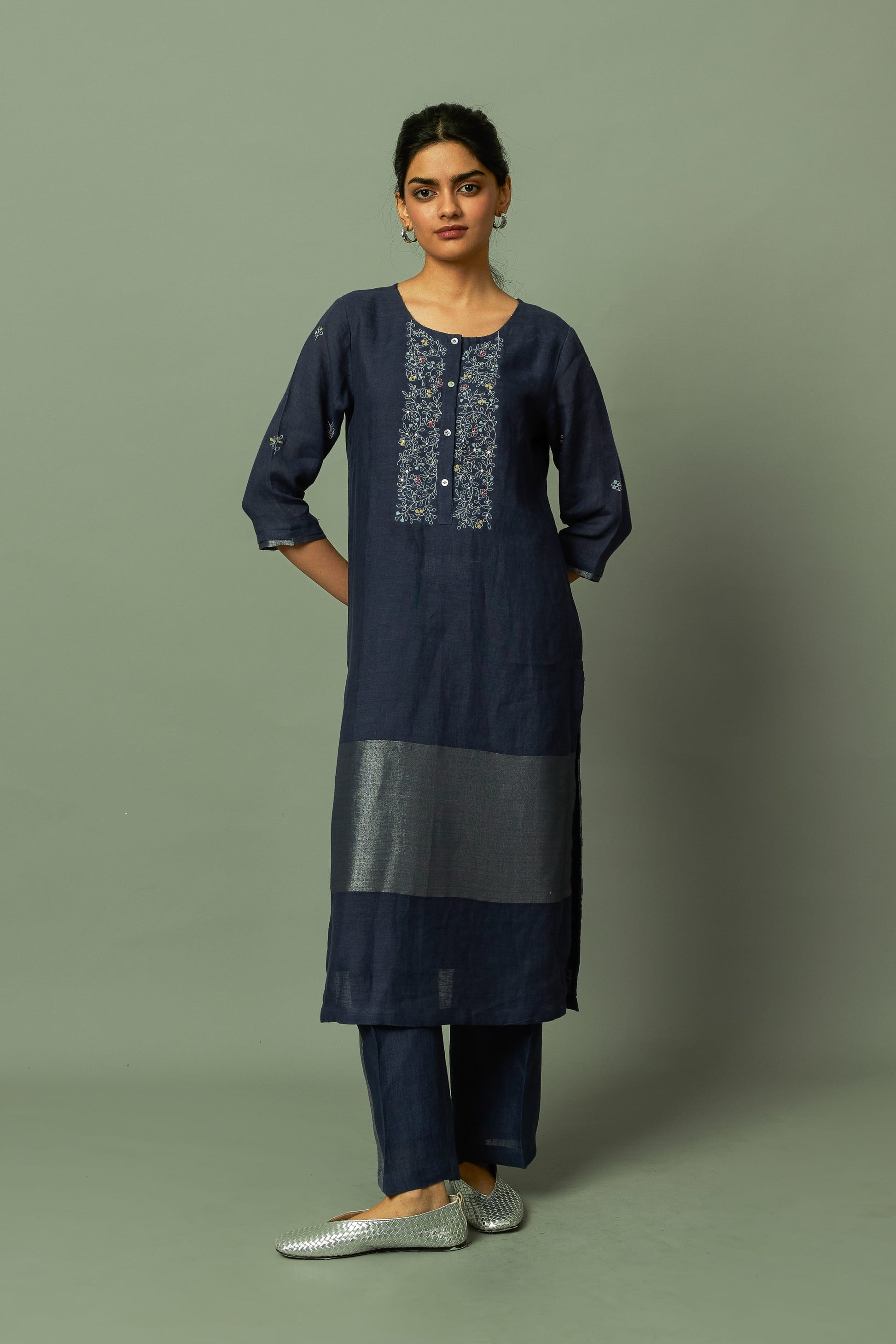 Navy Zari embroidered yoke on Sliver Zari linen Kurta Set | Oregano