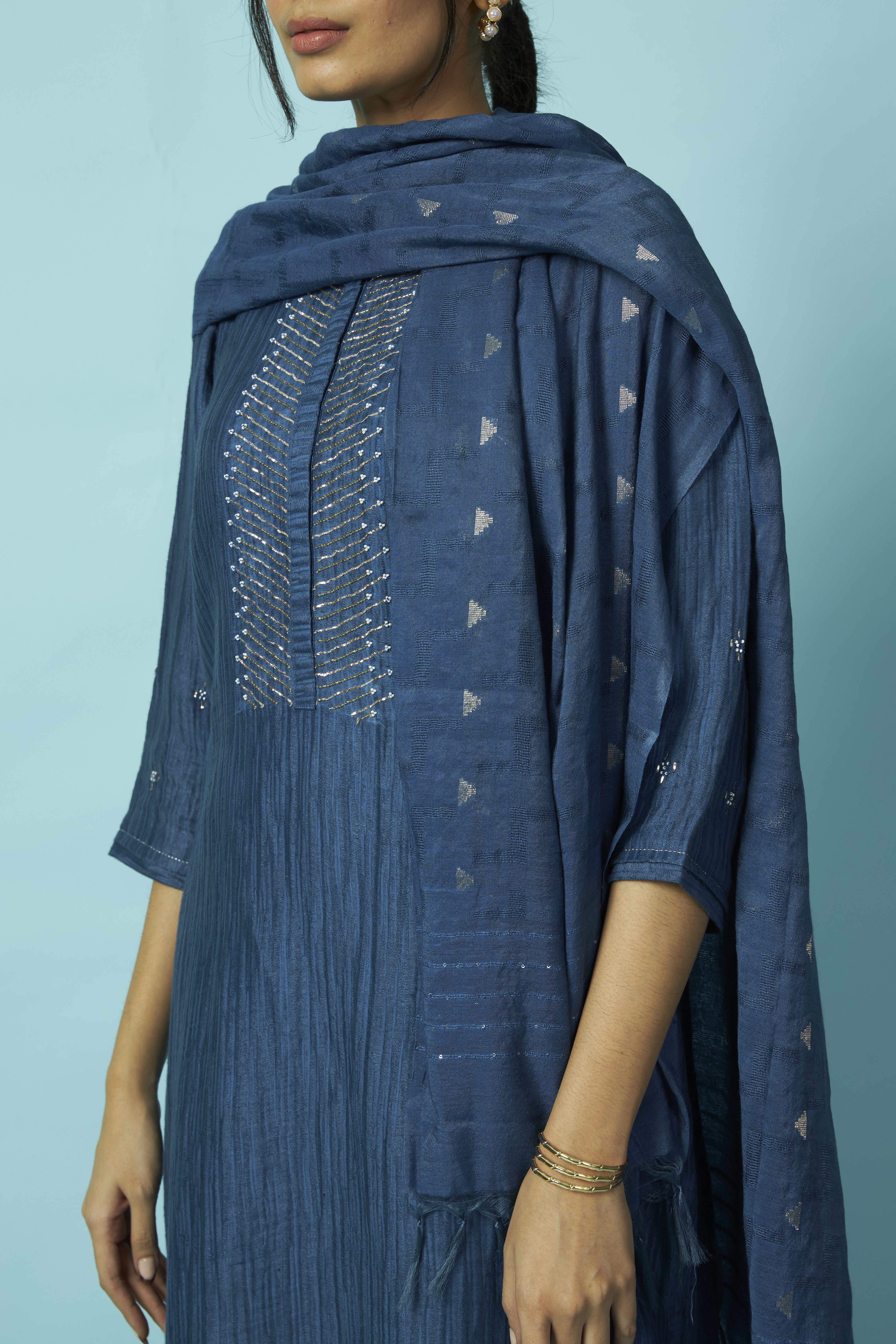 Berry Textured Silk-Linen Tunic Set with Khat Pita Placket | Oregano