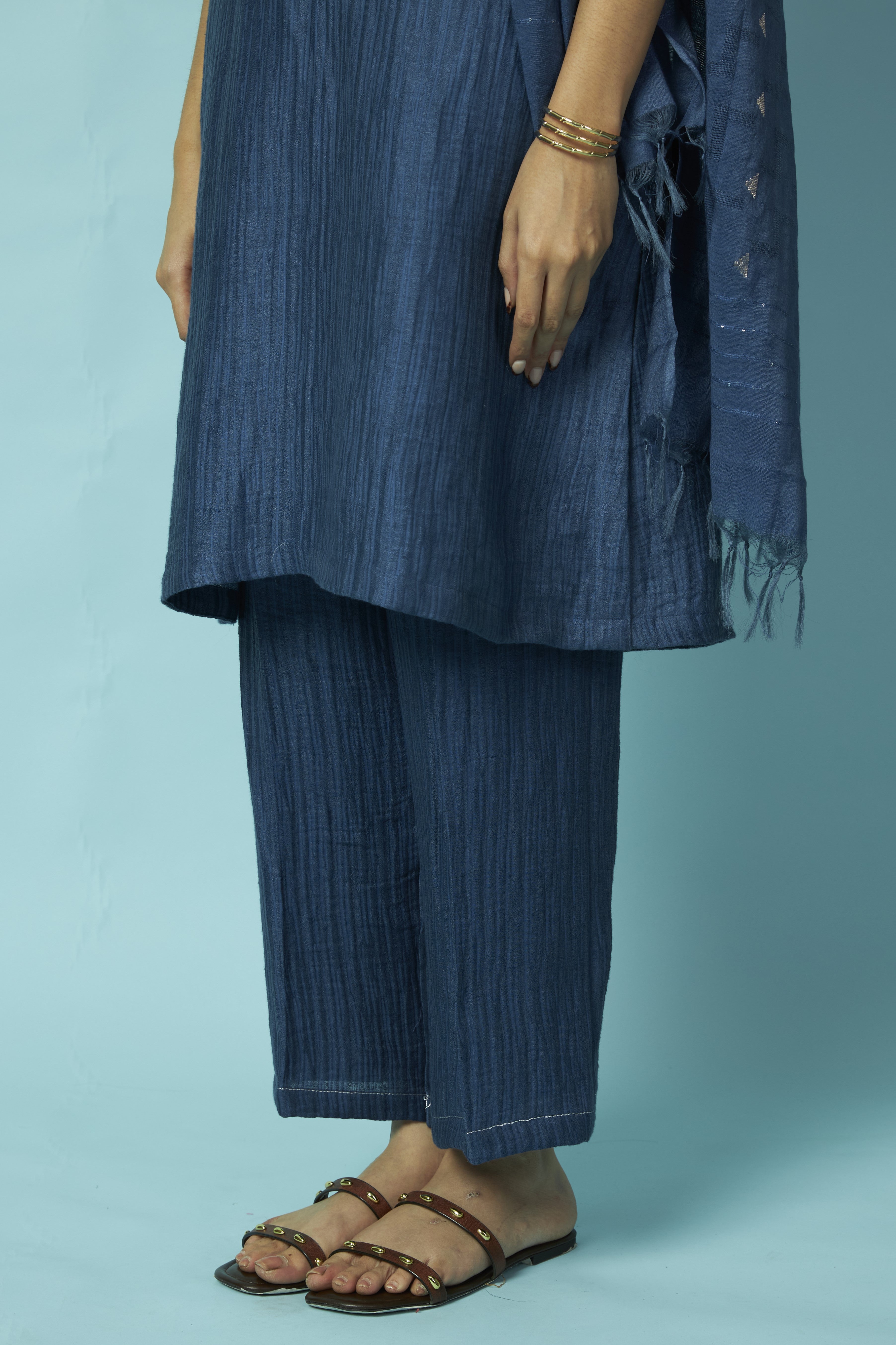 Textured Silk-Linen Tunic Set with Khat Pita Placket | Oregano