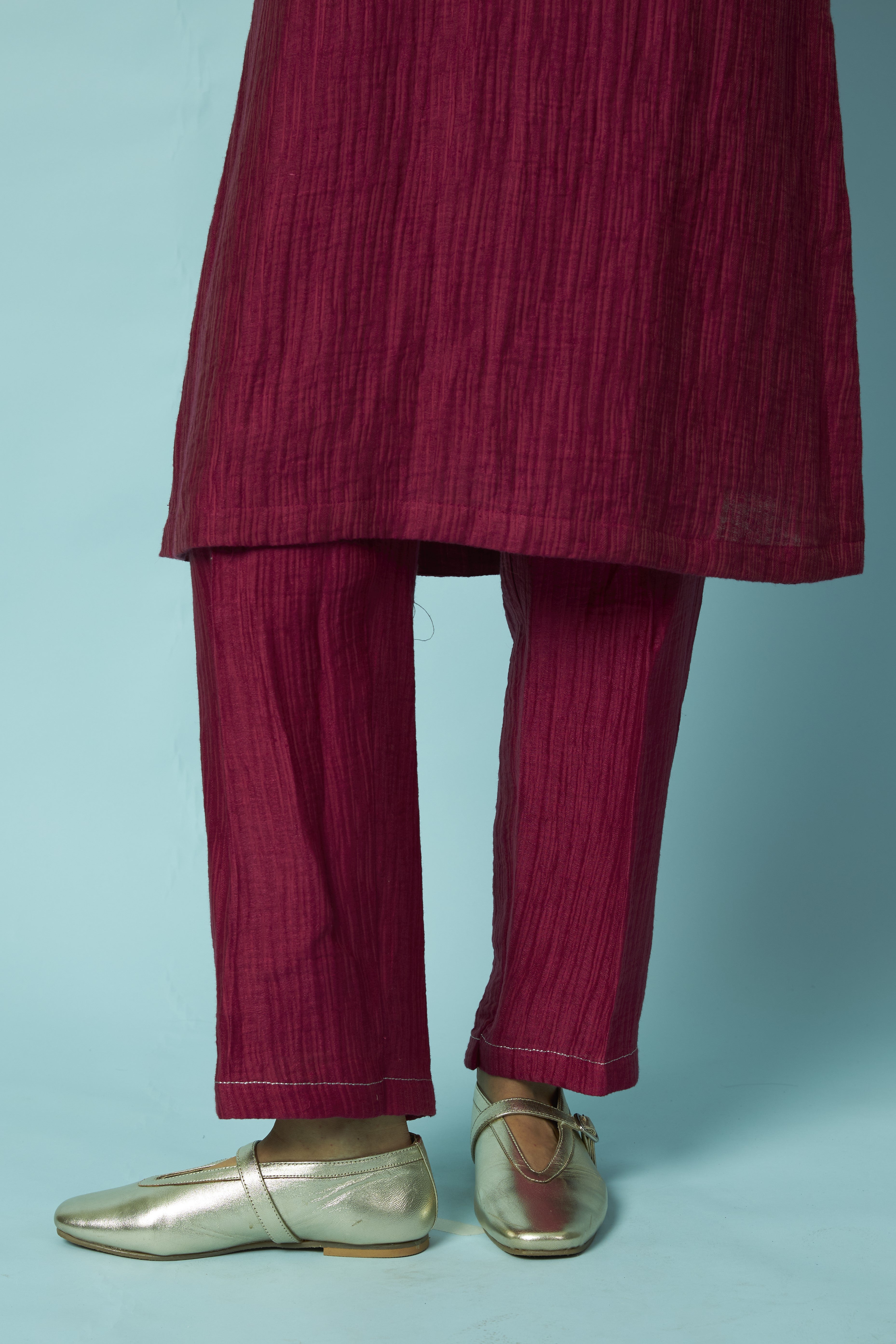 Berry Textured Silk-Linen Tunic Set with Khat Pita Placket | Oregano